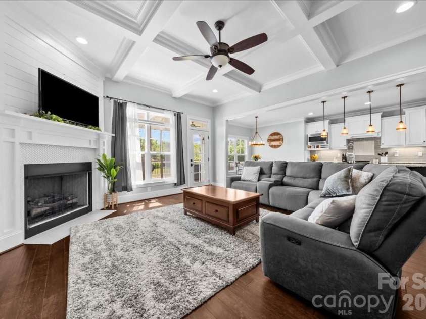 7105 Rae Farms Way, Greensboro, NC 27455.  MLS# CAR4380793, YatesRealty ID 26572. 