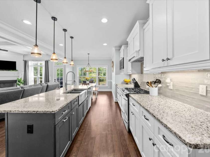 7105 Rae Farms Way, Greensboro, NC 27455.  MLS# CAR4380793, YatesRealty ID 26572. 