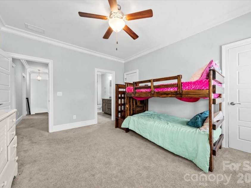 7105 Rae Farms Way, Greensboro, NC 27455.  MLS# CAR4380793, YatesRealty ID 26572. 