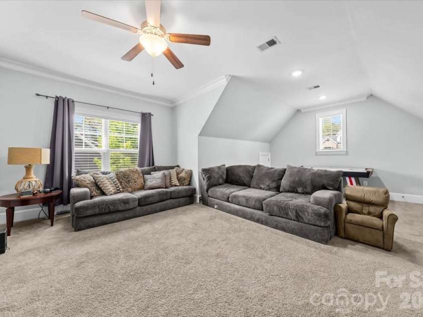 7105 Rae Farms Way, Greensboro, NC 27455.  MLS# CAR4380793, YatesRealty ID 26572. 