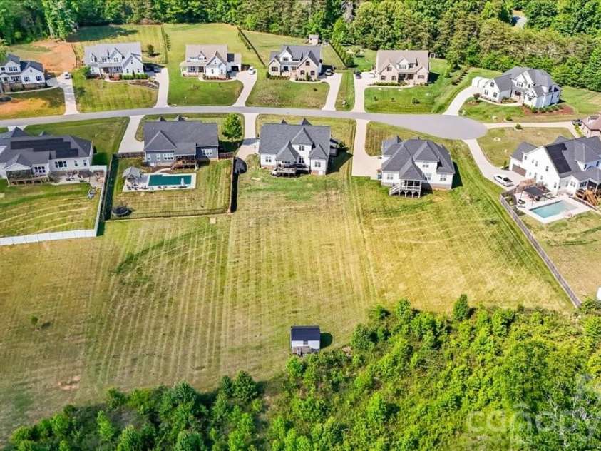 7105 Rae Farms Way, Greensboro, NC 27455.  MLS# CAR4380793, YatesRealty ID 26572. 