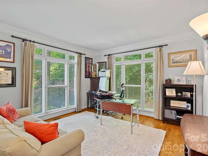 6424 Creola Road, Charlotte, NC 28226.  MLS# CAR4382975, YatesRealty ID 26573. Office