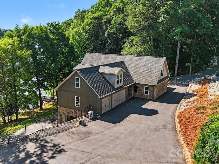 393 Stillwater Road, Troutman, NC 28166.  MLS# CAR4384450, YatesRealty ID 26574. 
