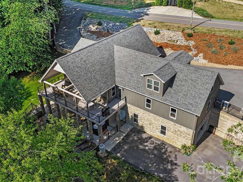 393 Stillwater Road, Troutman, NC 28166.  MLS# CAR4384450, YatesRealty ID 26574. 