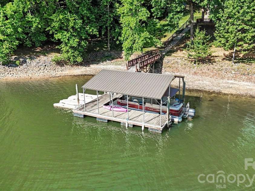 393 Stillwater Road, Troutman, NC 28166.  MLS# CAR4384450, YatesRealty ID 26574. 