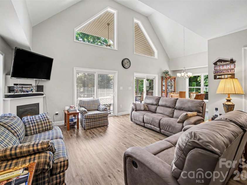 393 Stillwater Road, Troutman, NC 28166.  MLS# CAR4384450, YatesRealty ID 26574. 