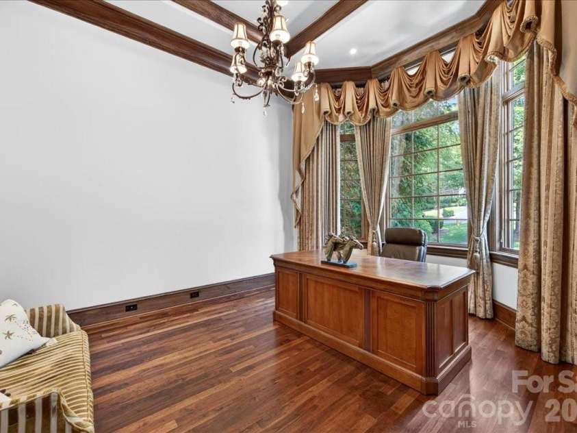 5424 Gorham Drive, Charlotte, NC 28226.  MLS# CAR4381431, YatesRealty ID 26575. Office
