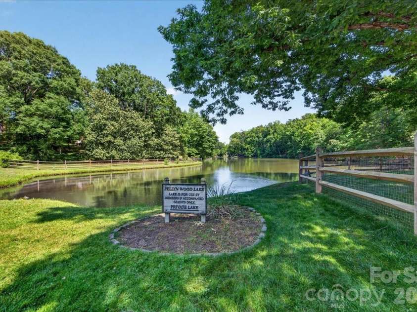 5424 Gorham Drive, Charlotte, NC 28226.  MLS# CAR4381431, YatesRealty ID 26575. Pellyn Wood Lake