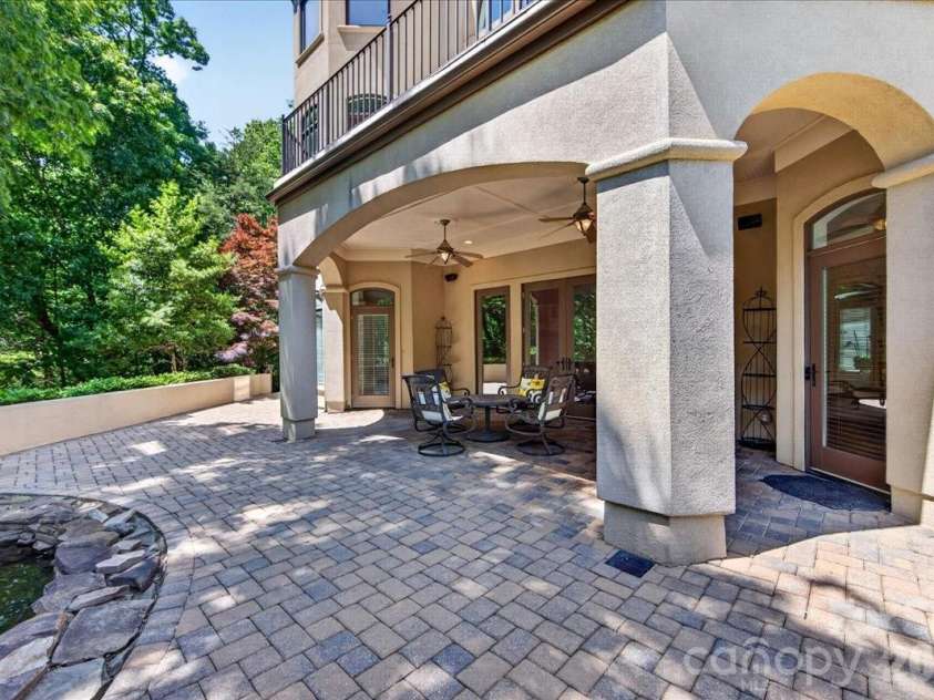 5424 Gorham Drive, Charlotte, NC 28226.  MLS# CAR4381431, YatesRealty ID 26575. Rear patio