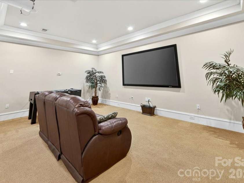 5424 Gorham Drive, Charlotte, NC 28226.  MLS# CAR4381431, YatesRealty ID 26575. Theatre
