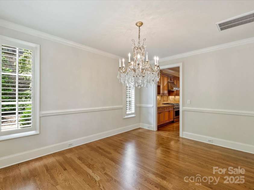 1522 High Street, Charlotte, NC 28211.  MLS# CAR4260875, YatesRealty ID 26576. 