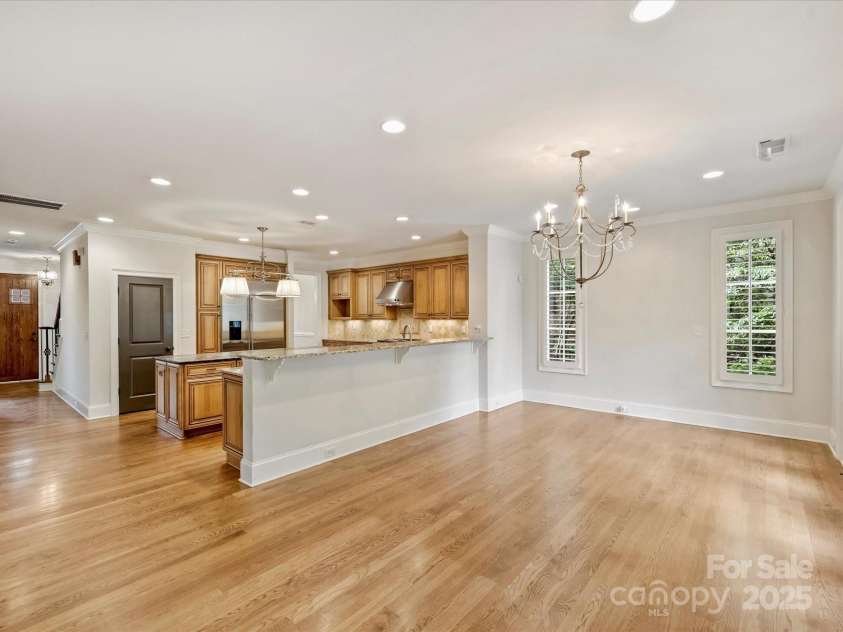 1522 High Street, Charlotte, NC 28211.  MLS# CAR4260875, YatesRealty ID 26576. 