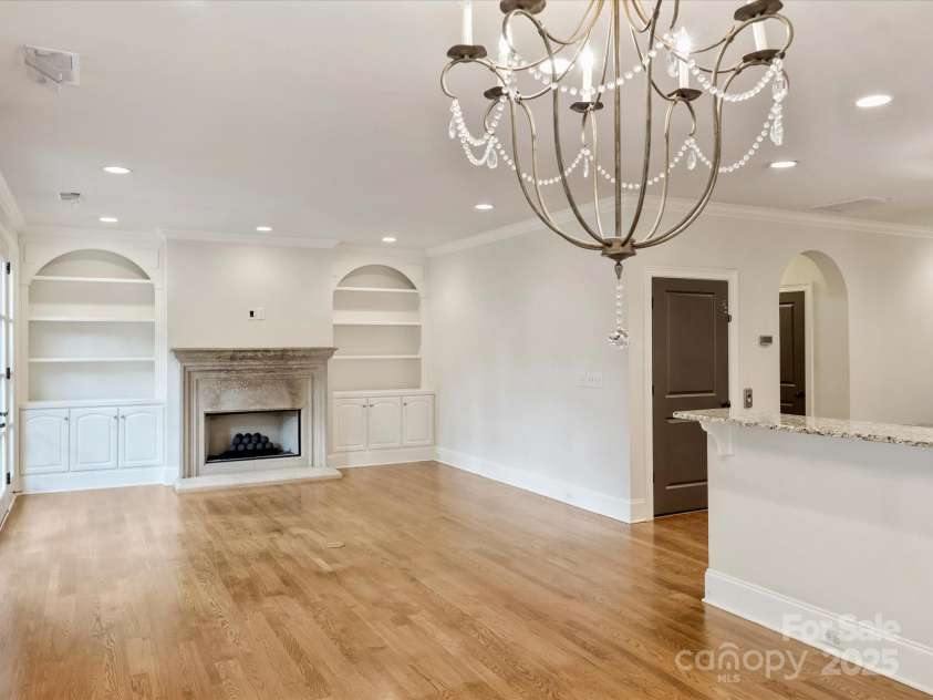 1522 High Street, Charlotte, NC 28211.  MLS# CAR4260875, YatesRealty ID 26576. 