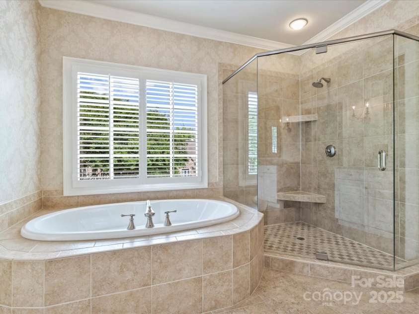 1522 High Street, Charlotte, NC 28211.  MLS# CAR4260875, YatesRealty ID 26576. 
