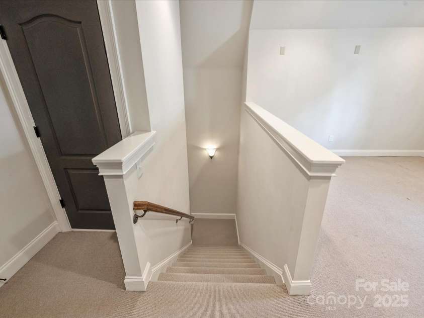 1522 High Street, Charlotte, NC 28211.  MLS# CAR4260875, YatesRealty ID 26576. 