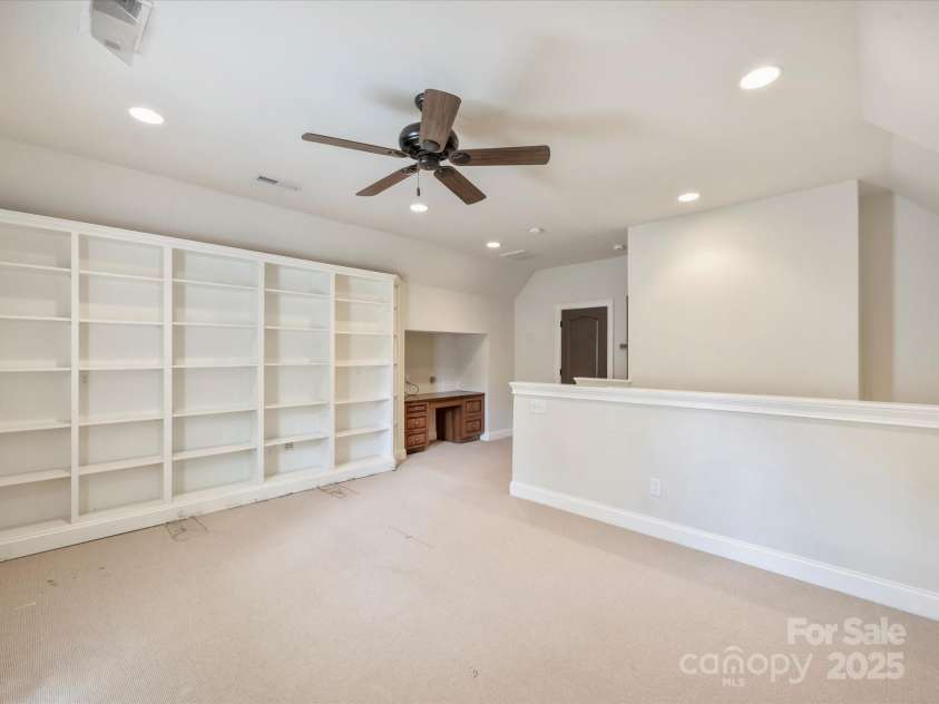 1522 High Street, Charlotte, NC 28211.  MLS# CAR4260875, YatesRealty ID 26576. 