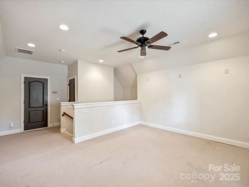 1522 High Street, Charlotte, NC 28211.  MLS# CAR4260875, YatesRealty ID 26576. 
