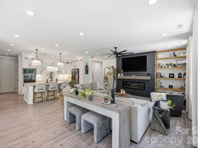 8815 Bringle Ferry Road, Salisbury, NC 28146.  MLS# CAR4384785, YatesRealty ID 26576. 