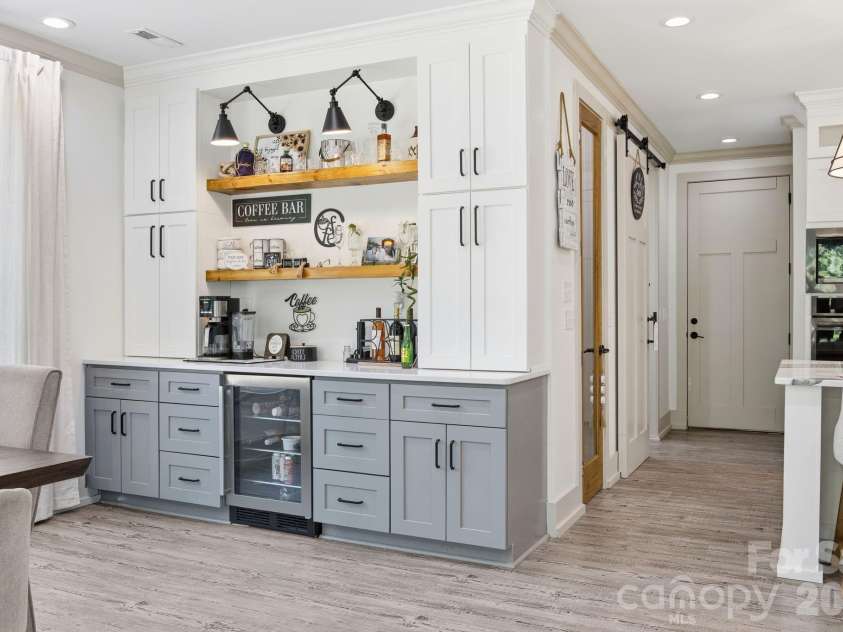 8815 Bringle Ferry Road, Salisbury, NC 28146.  MLS# CAR4384785, YatesRealty ID 26576. 