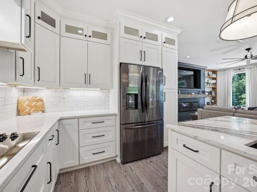 8815 Bringle Ferry Road, Salisbury, NC 28146.  MLS# CAR4384785, YatesRealty ID 26576. 