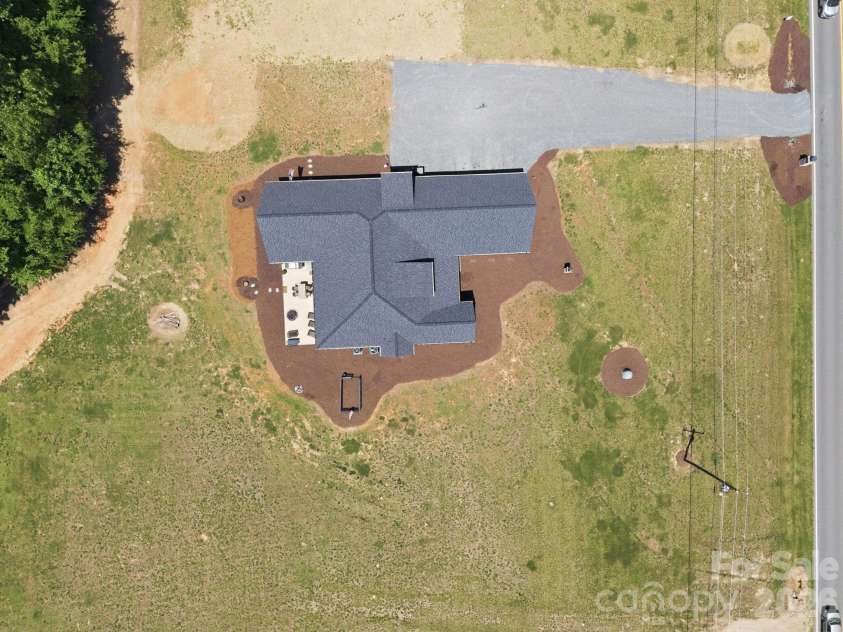 8815 Bringle Ferry Road, Salisbury, NC 28146.  MLS# CAR4384785, YatesRealty ID 26576. 