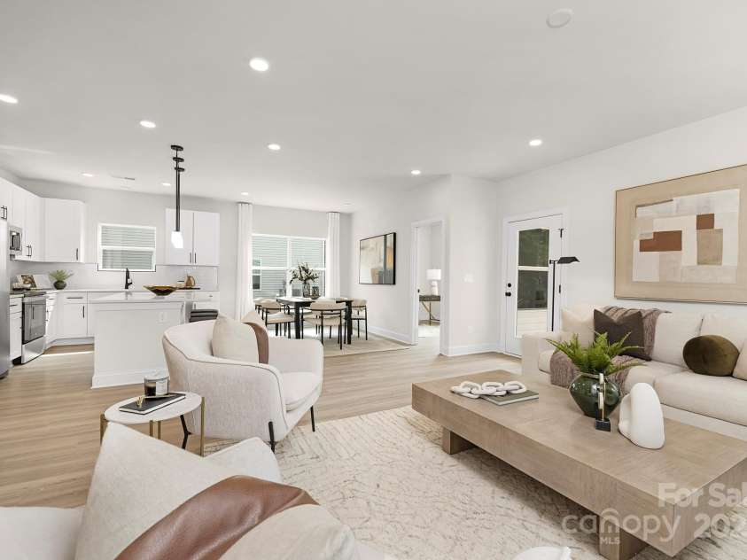 9423 Weston Woods Lane, Charlotte, NC 28216.  MLS# CAR4251524, YatesRealty ID 26578. 