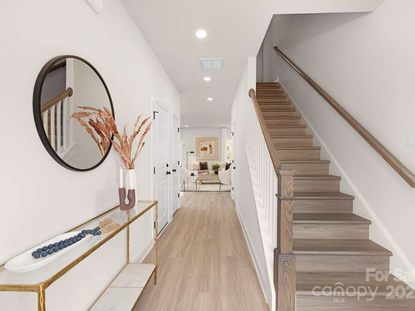 9423 Weston Woods Lane, Charlotte, NC 28216.  MLS# CAR4251524, YatesRealty ID 26578. 