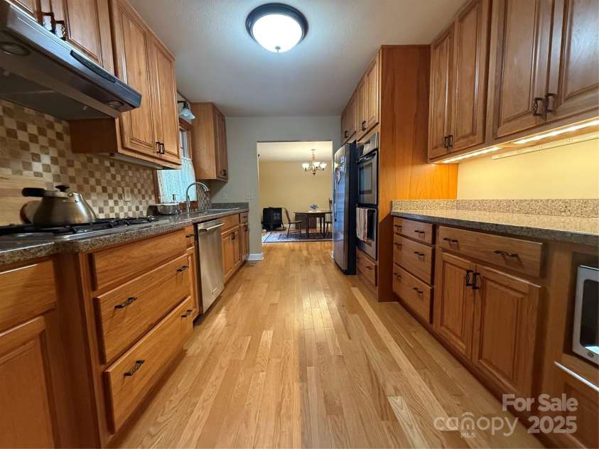 46 High Meadow Lane, Waynesville, NC 28786.  MLS# CAR4276841, YatesRealty ID 26579. 
