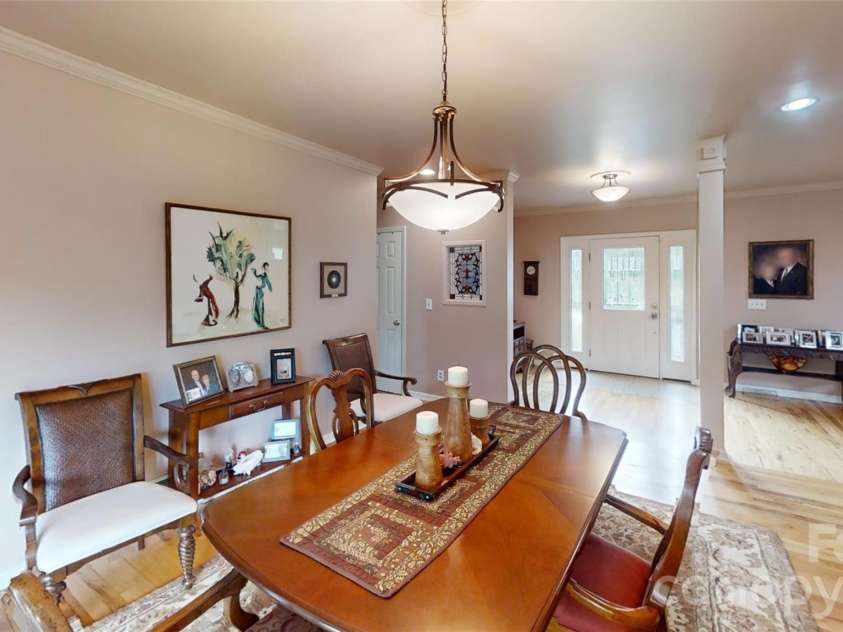 518 Forest Ridge Drive, Mars Hill, NC 28754.  MLS# CAR4384980, YatesRealty ID 26579. 