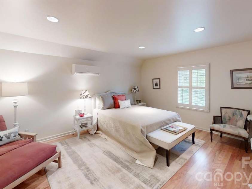 518 Forest Ridge Drive, Mars Hill, NC 28754.  MLS# CAR4384980, YatesRealty ID 26579. 