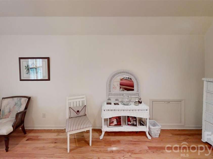 518 Forest Ridge Drive, Mars Hill, NC 28754.  MLS# CAR4384980, YatesRealty ID 26579. 