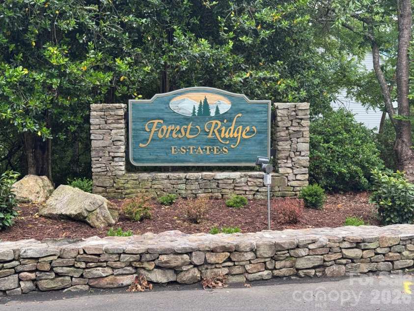 518 Forest Ridge Drive, Mars Hill, NC 28754.  MLS# CAR4384980, YatesRealty ID 26579. 