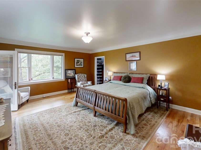 518 Forest Ridge Drive, Mars Hill, NC 28754.  MLS# CAR4384980, YatesRealty ID 26579. Primary Bedroom