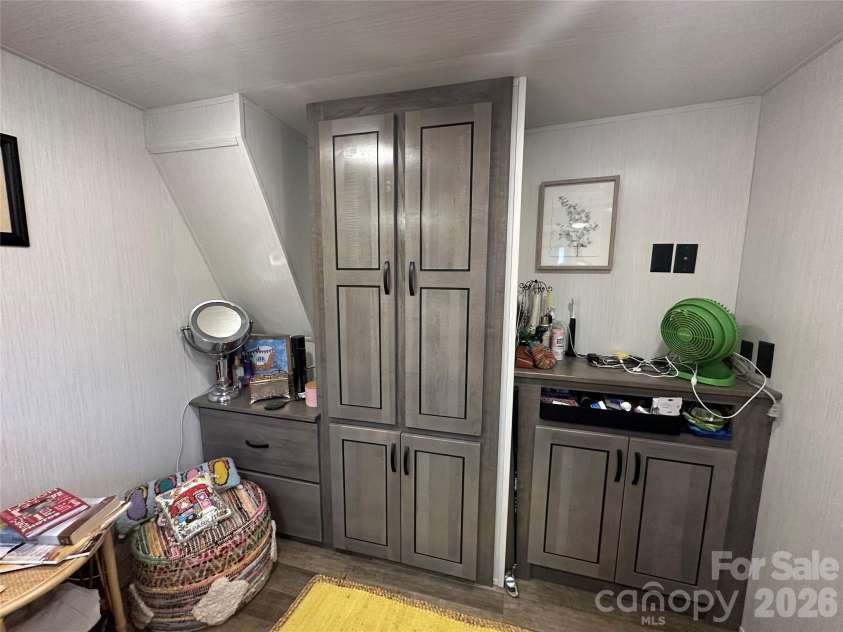 142 Putt Putt Lane, New London, NC 28127.  MLS# CAR4350125, YatesRealty ID 2658. 