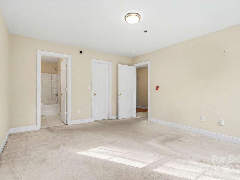 6812 Park Place Drive, Charlotte, NC 28262.  MLS# CAR4332820, YatesRealty ID 2658. 