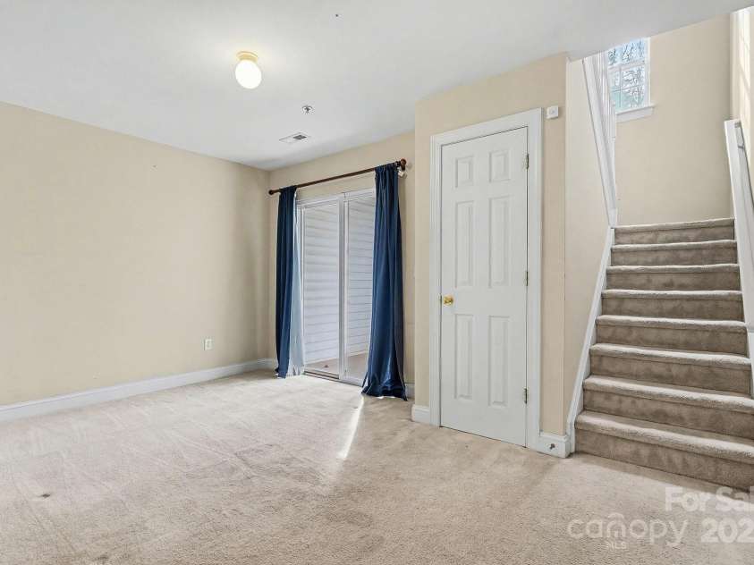 6812 Park Place Drive, Charlotte, NC 28262.  MLS# CAR4332820, YatesRealty ID 2658. 