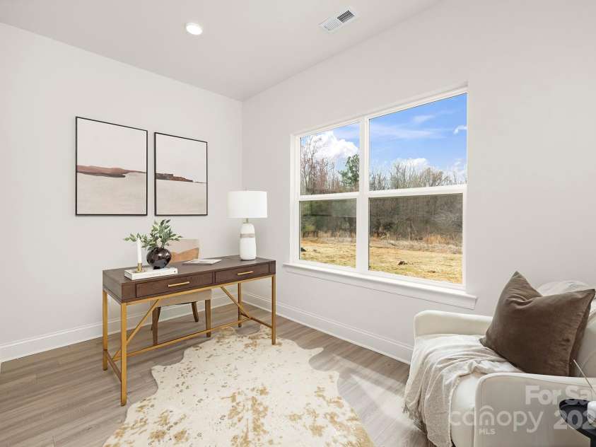 9507 Weston Woods Lane, Charlotte, NC 28216.  MLS# CAR4281476, YatesRealty ID 26580. 