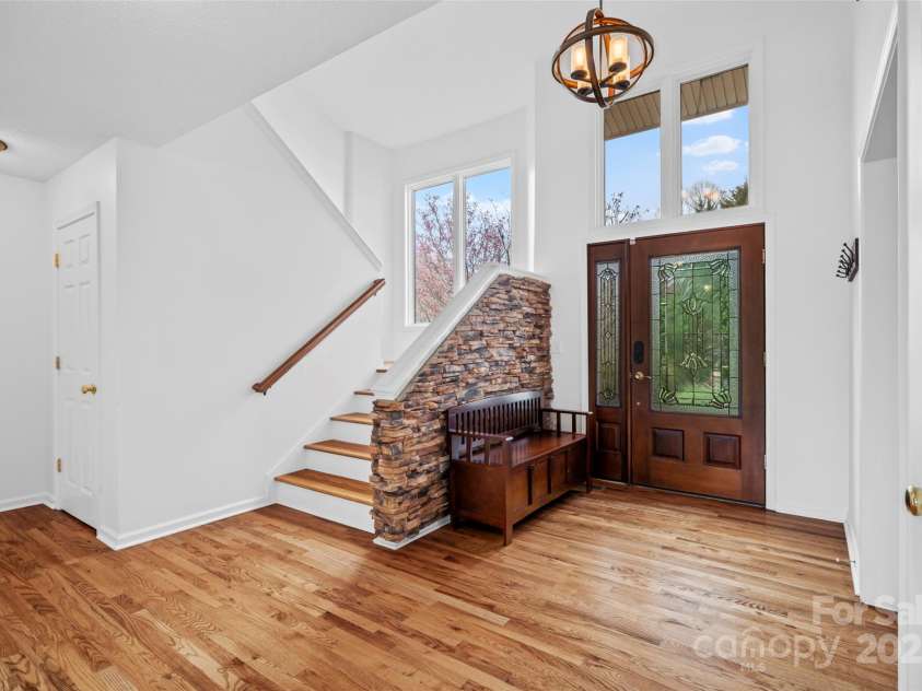 31 Bridle Path Drive, Barnardsville, NC 28709.  MLS# CAR4282376, YatesRealty ID 26582. 