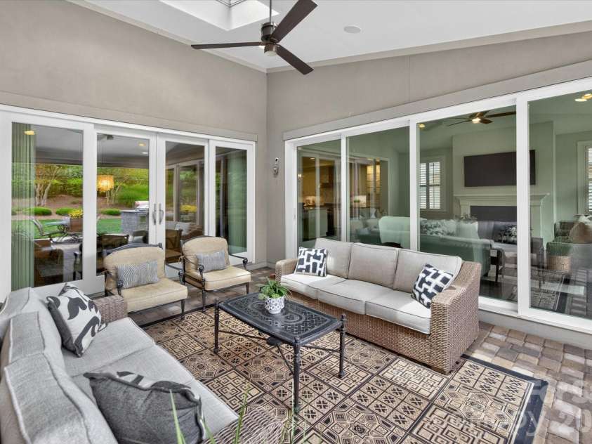 5139 Providence Retreat Lane, Charlotte, NC 28270.  MLS# CAR4386525, YatesRealty ID 26582. 