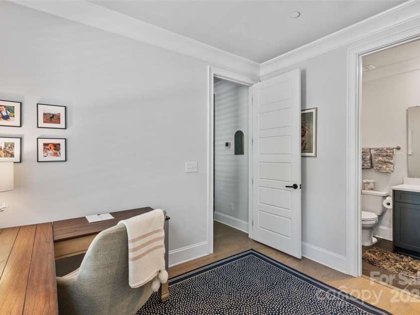 1111 Parkside Greenway Drive, Charlotte, NC 28209.  MLS# CAR4278048, YatesRealty ID 26583. Lower Level Bed/Office