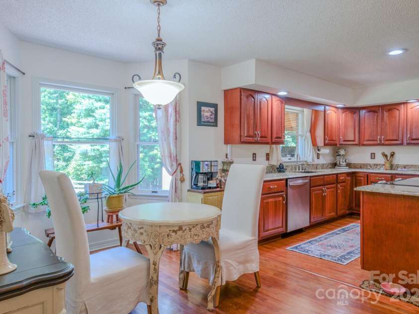 74 Challedon Drive, Candler, NC 28715.  MLS# CAR4276215, YatesRealty ID 26584. 