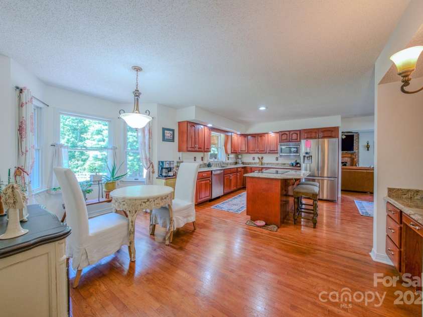 74 Challedon Drive, Candler, NC 28715.  MLS# CAR4276215, YatesRealty ID 26584. 
