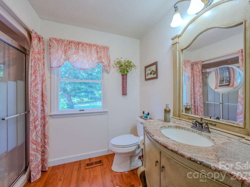 74 Challedon Drive, Candler, NC 28715.  MLS# CAR4276215, YatesRealty ID 26584. 