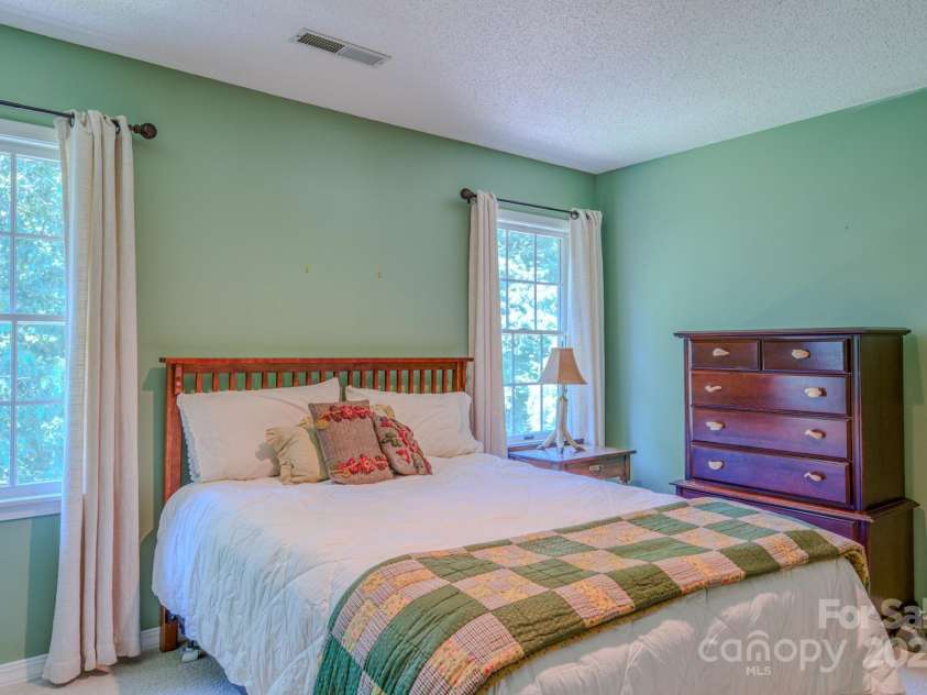 74 Challedon Drive, Candler, NC 28715.  MLS# CAR4276215, YatesRealty ID 26584. 