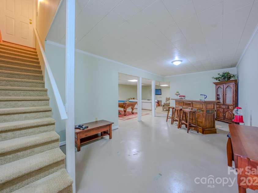 74 Challedon Drive, Candler, NC 28715.  MLS# CAR4276215, YatesRealty ID 26584. 