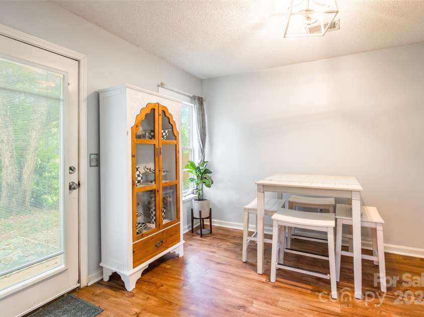 1274 Winding Path Road, Clover, SC 29710.  MLS# CAR4276409, YatesRealty ID 26585. 