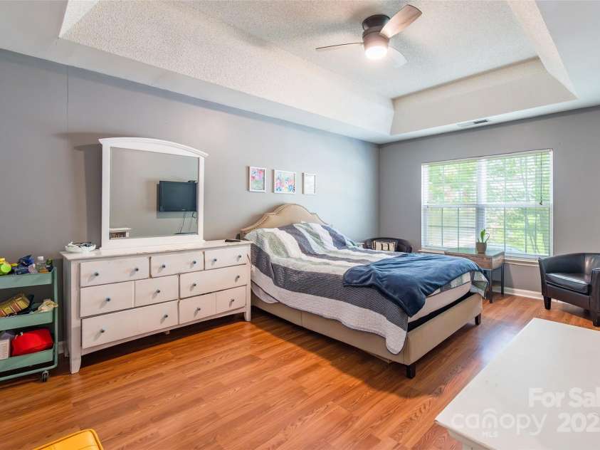 1274 Winding Path Road, Clover, SC 29710.  MLS# CAR4276409, YatesRealty ID 26585. 