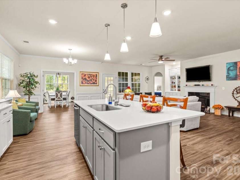 3130 Windhaven Lane, Tega Cay, SC 29708.  MLS# CAR4314342, YatesRealty ID 26585. 