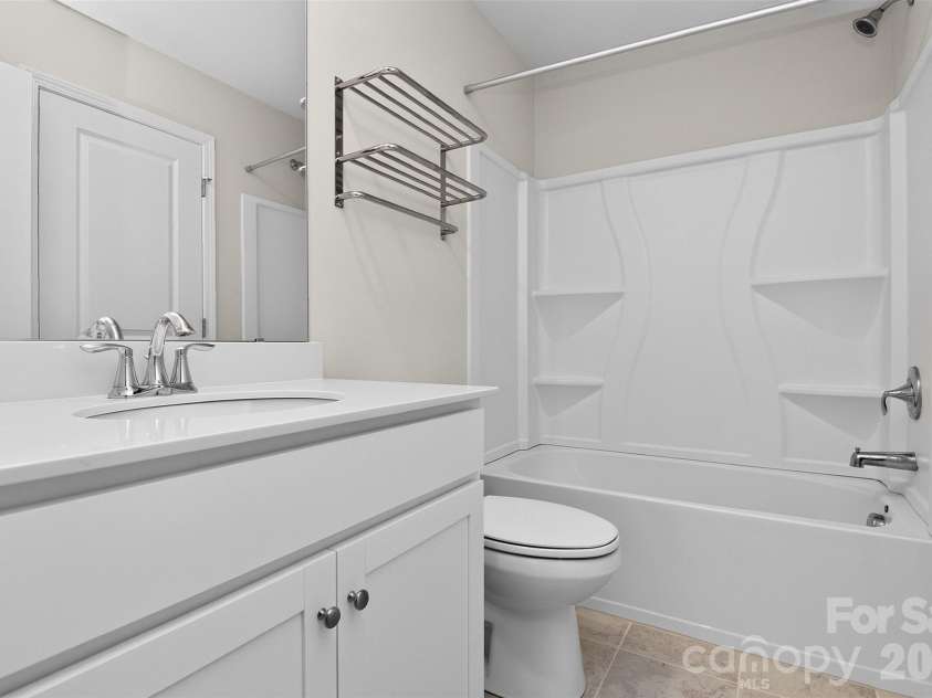 3130 Windhaven Lane, Tega Cay, SC 29708.  MLS# CAR4403267, YatesRealty ID 26585. 3rd Bathroom