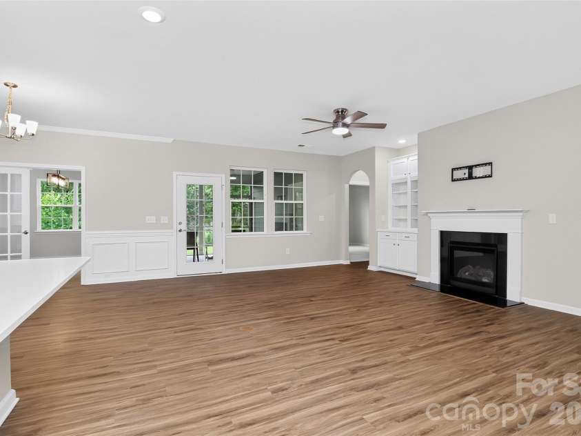 3130 Windhaven Lane, Tega Cay, SC 29708.  MLS# CAR4403267, YatesRealty ID 26585. 